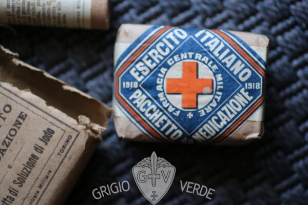 1918 Pacchetto di medicazione Regio Esercito Italiano particolare