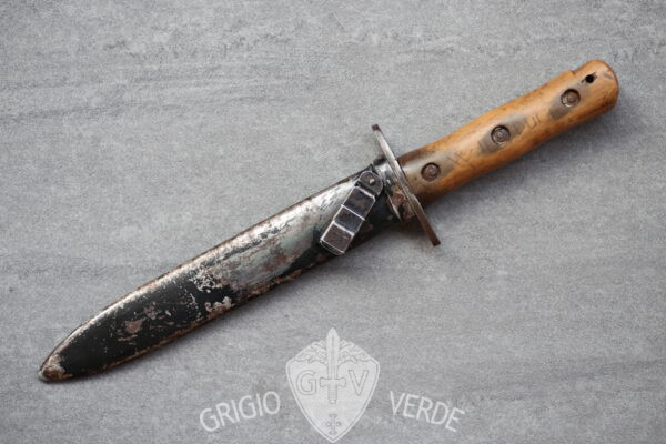Pugnale da assaltotore e paracadutisti Regio Esercito Mod. 1939 3