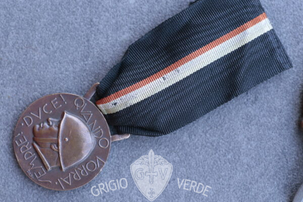 Medaglia camicie nere divisione Tevere
