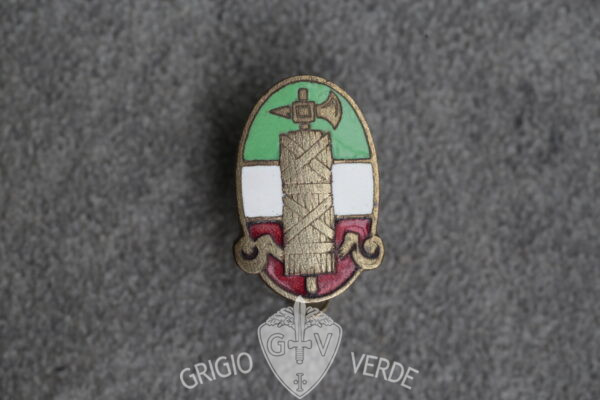 Distintivo fascista antemarcia piedino anonimo