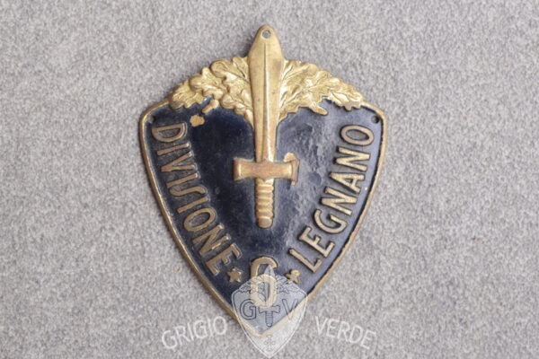Scudetto da Braccio 6° divisione Legnano truppa
