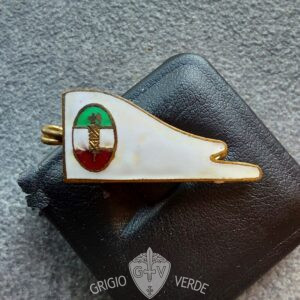 Distintivo fascista fiamme bianche