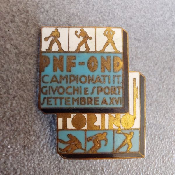 Distintivo campionati italiani ciuochi e sport P.N.F. Torino 1938