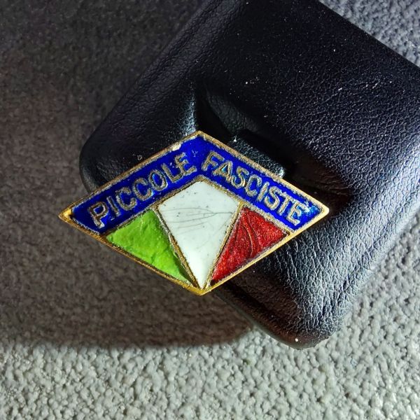 distintivo piccole fasciste balilla