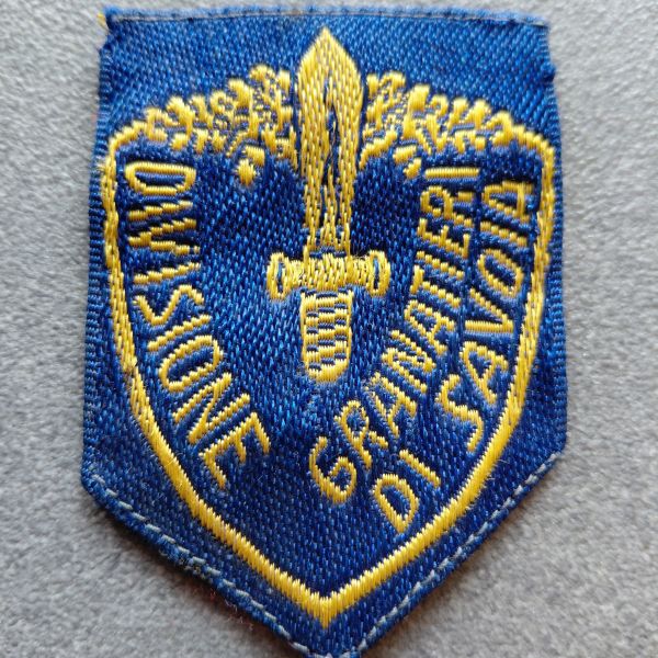 Scudetto da braccio coloniale Divisione Granatieri di Savoia